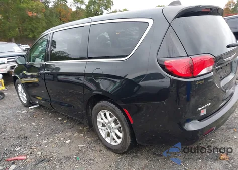2017 Chrysler Pacifica Touring z USA, uszkodzony, nr VIN 2C4RC1DG3HR655072